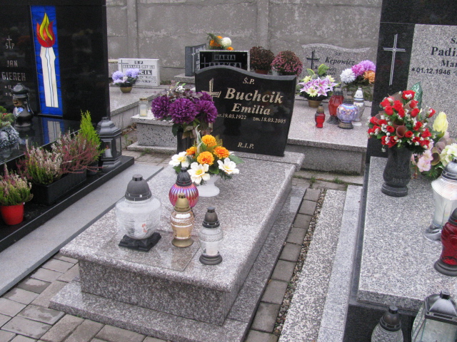 Grób Emilia Buchcik